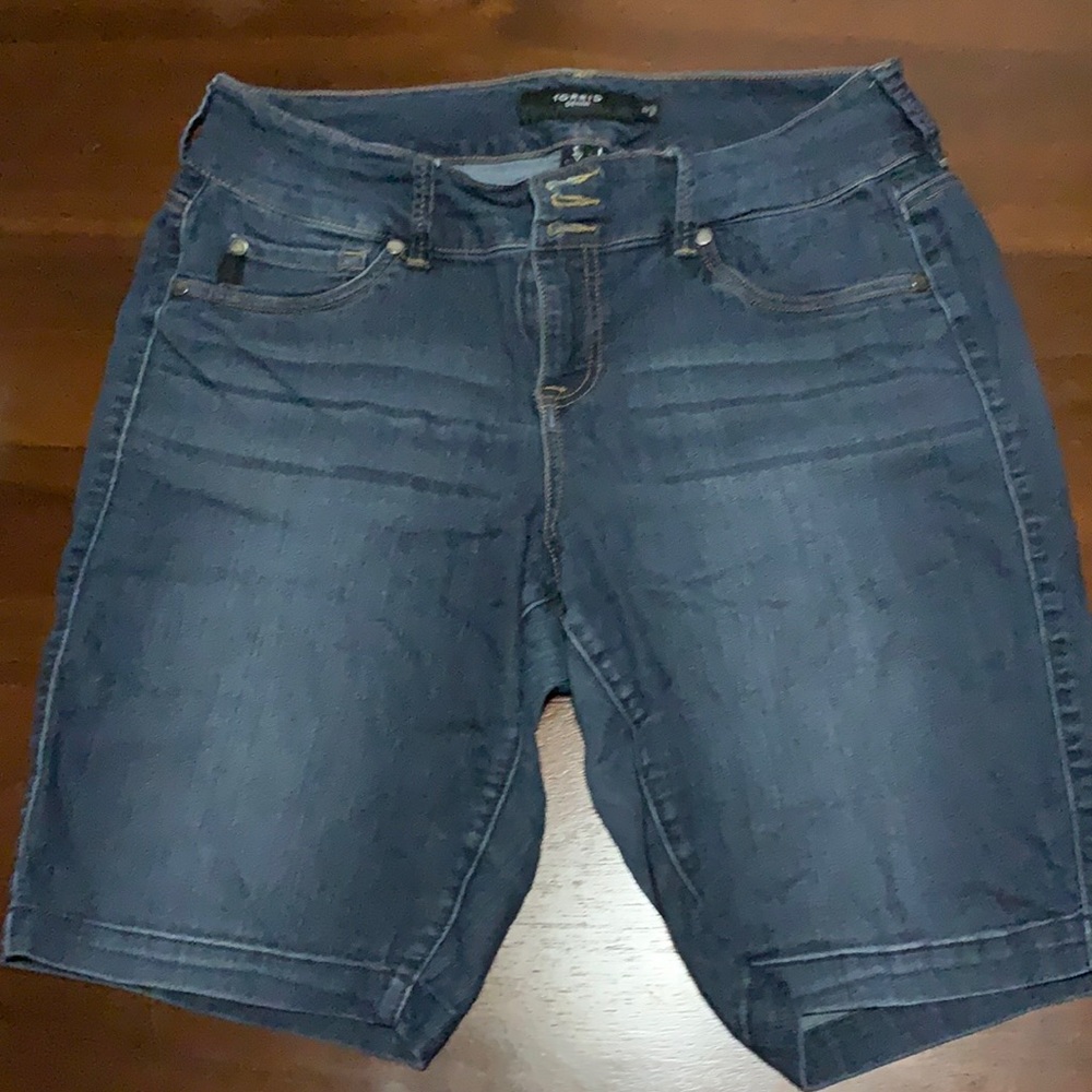 Torrid Bermuda shorts